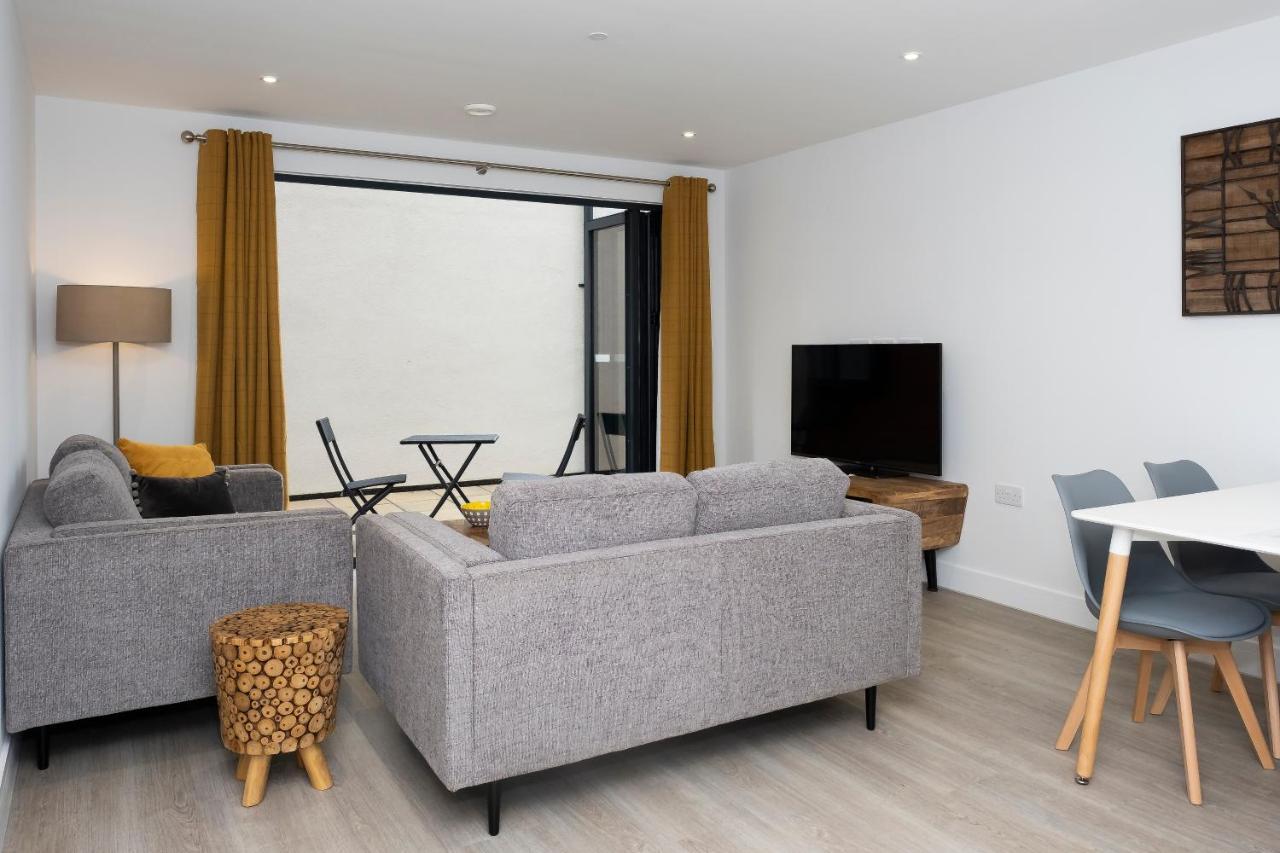 2 Putsborough - Luxury Apartment At Byron Woolacombe, Only 4 Minute Walk To Woolacombe Beach! Dış mekan fotoğraf